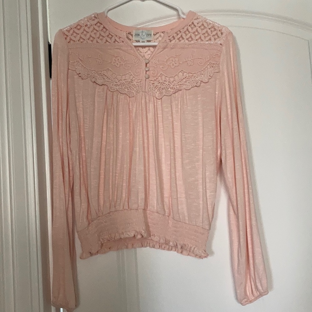 Long sleeved detailed t-shirt
